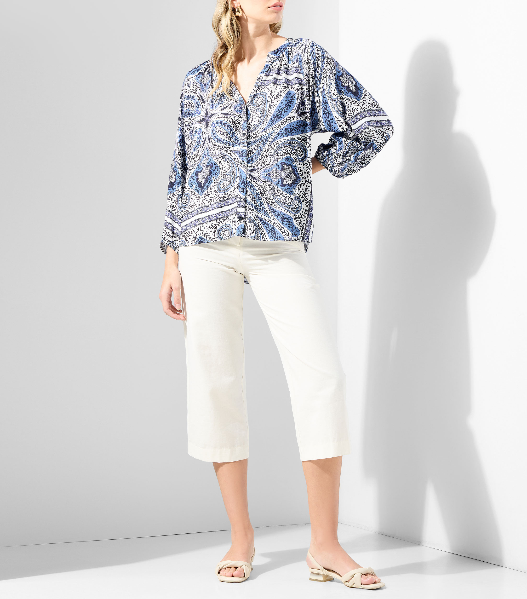 Blusa estampada manga larga Mujer